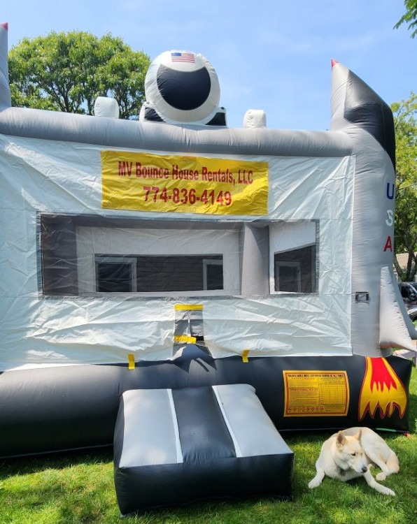 Space ship Bounce House